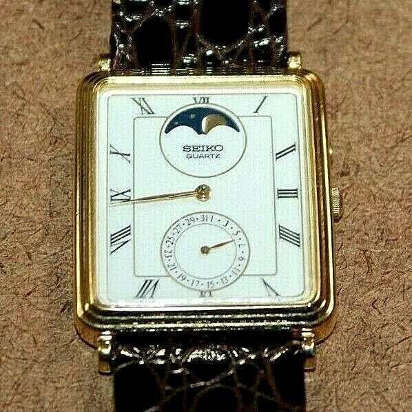 Rare Vintage Seiko Men's Rectangular Moon Phase Quartz Watch