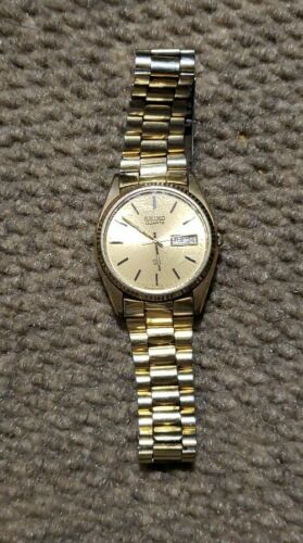 Vintage SEIKO | 6923-8089 A4 | Men's Quartz Watch | Day Date | SQ