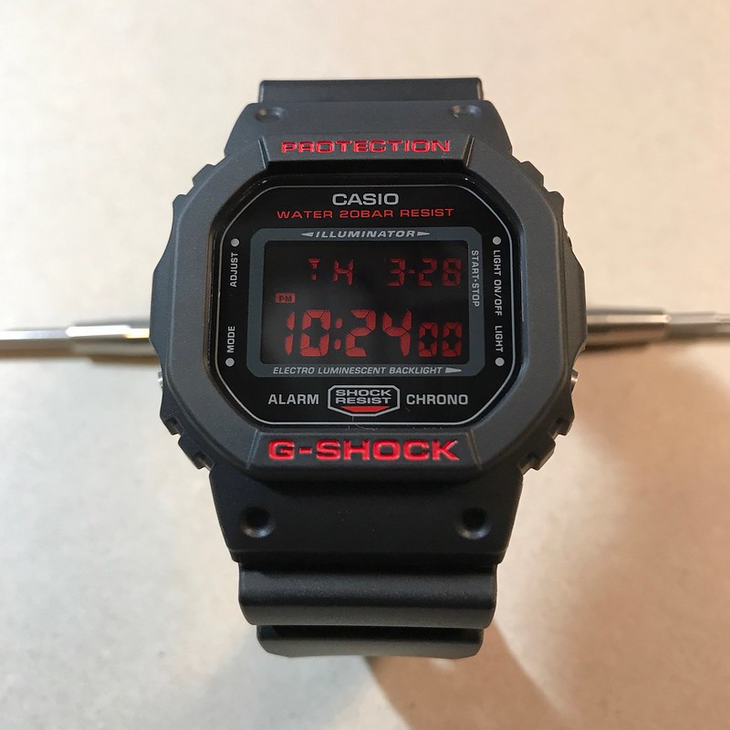 g shock 5600hr