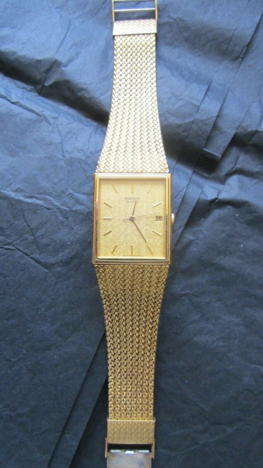 Vintage 80s Seiko Mens Watch Gold Tone Ultra Slim Quartz New