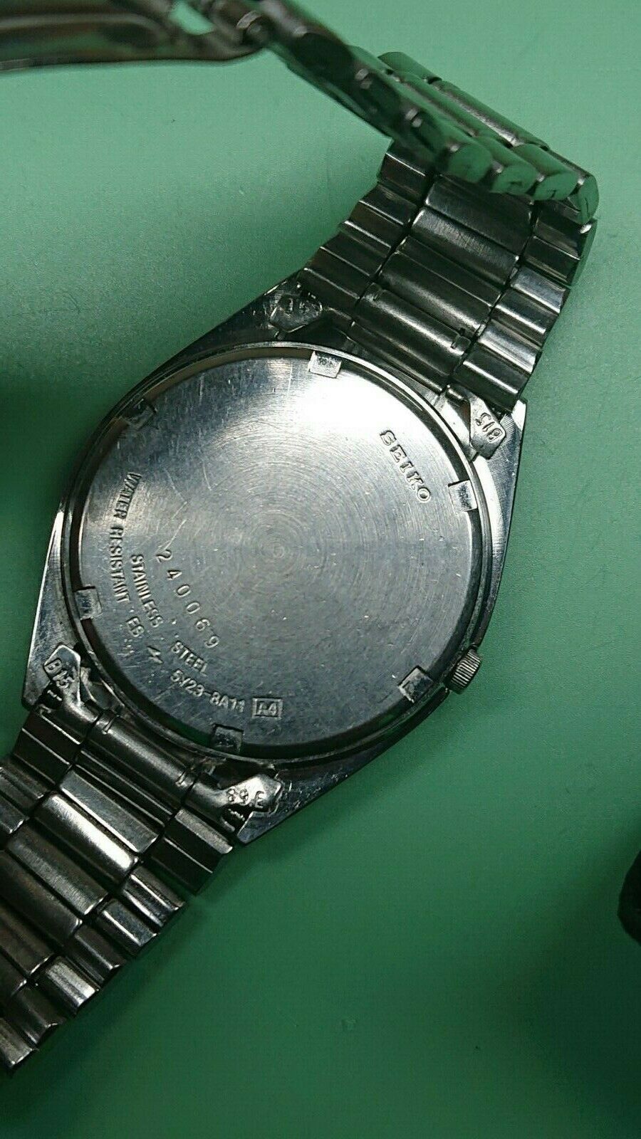 Seiko SQ 5Y23-8A11 Quartz black dial watch | WatchCharts