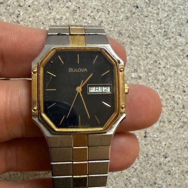 1983 Mens Bulova Swiss MVT-84368 Two Tone Octogon Black Dial Date ...