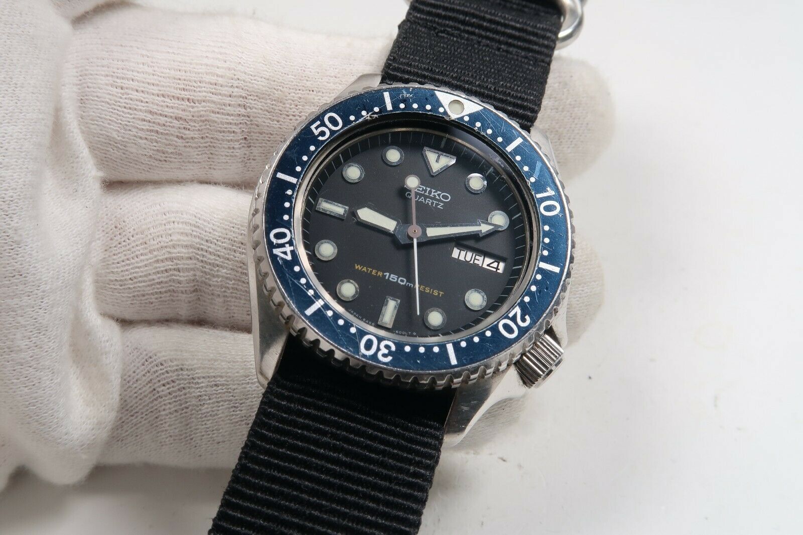 Vintage SEIKO QUARTZ DIVER 6458-6000 150M MENS Watch JAPAN