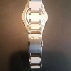 Casio G Shock Baby G MSG-161C (3005) Ladies WHITE AND SILVER  display picture 2