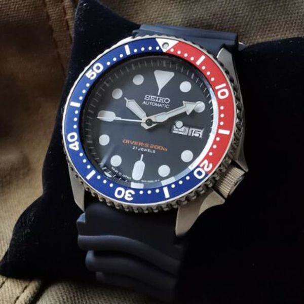 New Seiko SKX009J1 Japanese Automatic Black Rubber Diver's Watch Sport ...