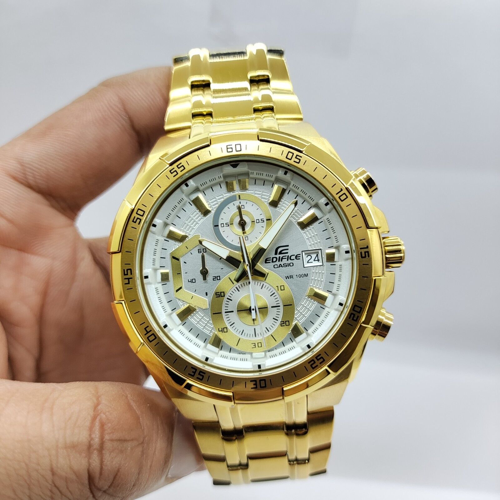 Casio Edifice EFR 539SG 7AVUDF White Dial Gold Plated Chronograph Men s Watch WatchCharts Marketplace