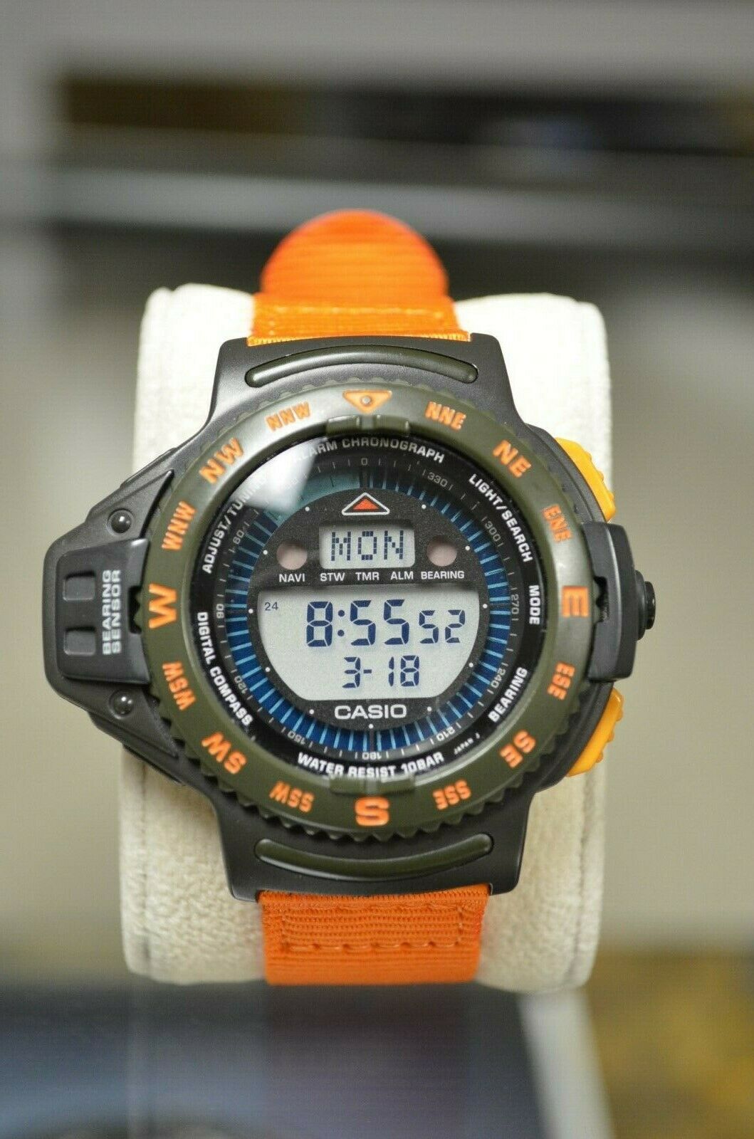 NOS CASIO CPW-200 [1030] COMPASS BEARING SENSOR WATCH JAPAN