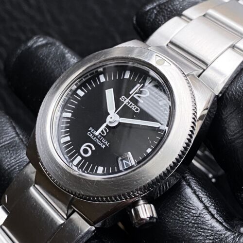 SEIKO VINTAGE SUS SCFA001 8F32-0210 HAQ PERPETUAL CALENDAR DIVER