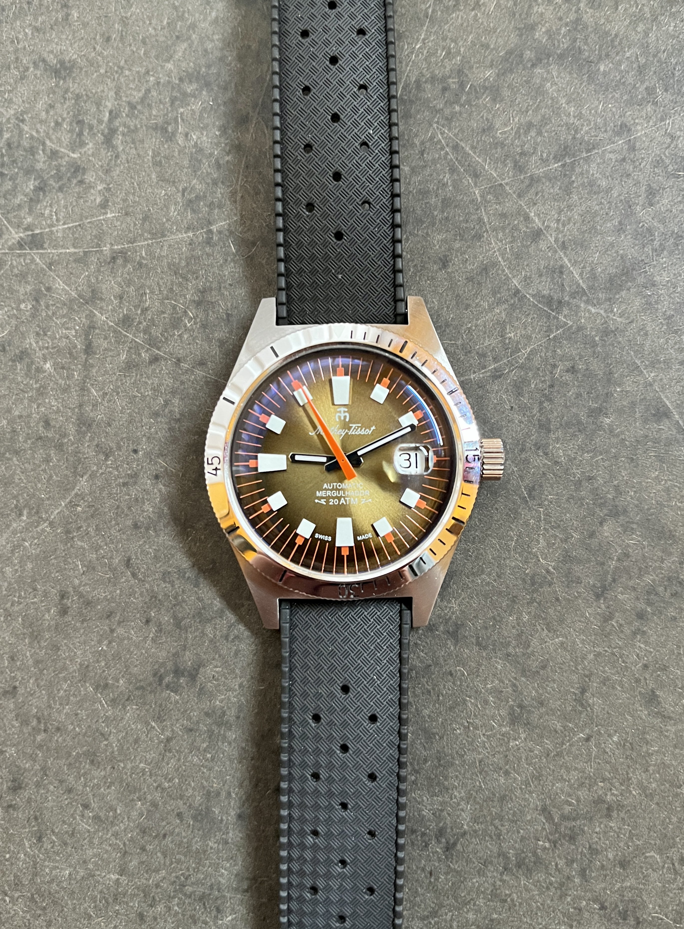 950 USD FS Mathey Tissot x Massena Lab Mergulhador Skin Diver