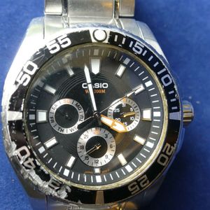 Men s Casio MTD 1064 quartz sports watch WatchCharts Marketplace