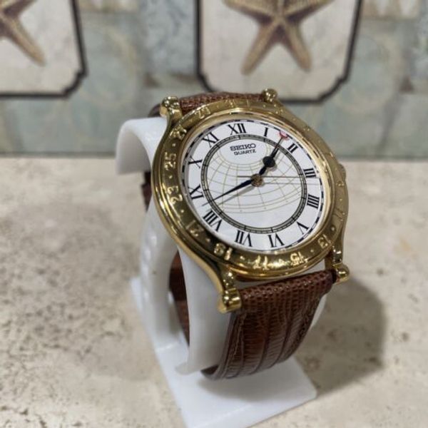 Seiko Quartz Age Of Discovery 6F25-8000(R1) Vintage Men's Watch