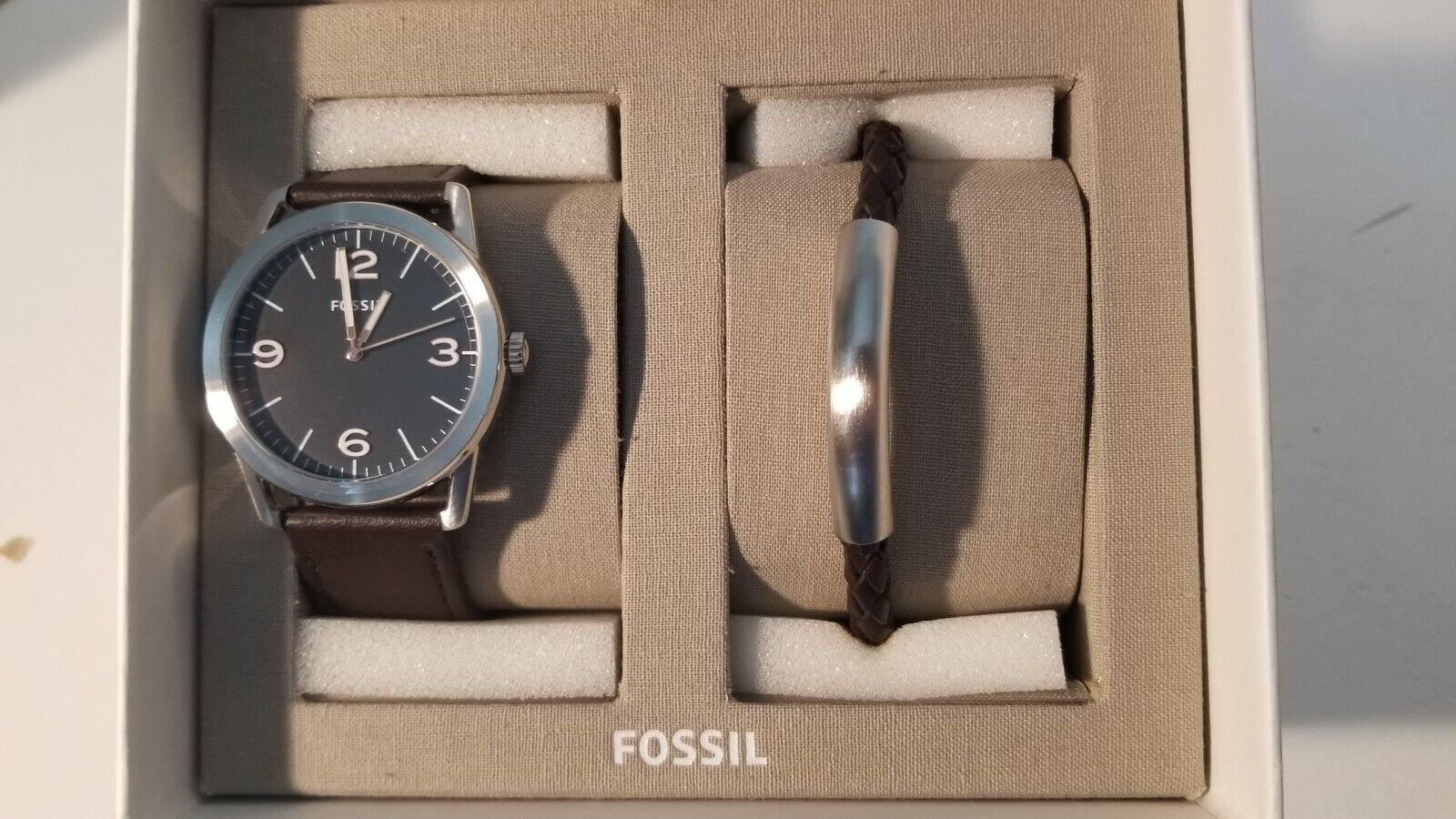 Fossil shop ledger watch