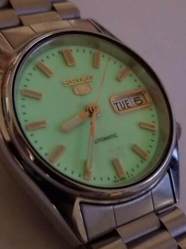 Seiko 5 Automatic Vintage Entire Dial Lume Glow-In-The-Dark Caliber  7S26-6000 | WatchCharts
