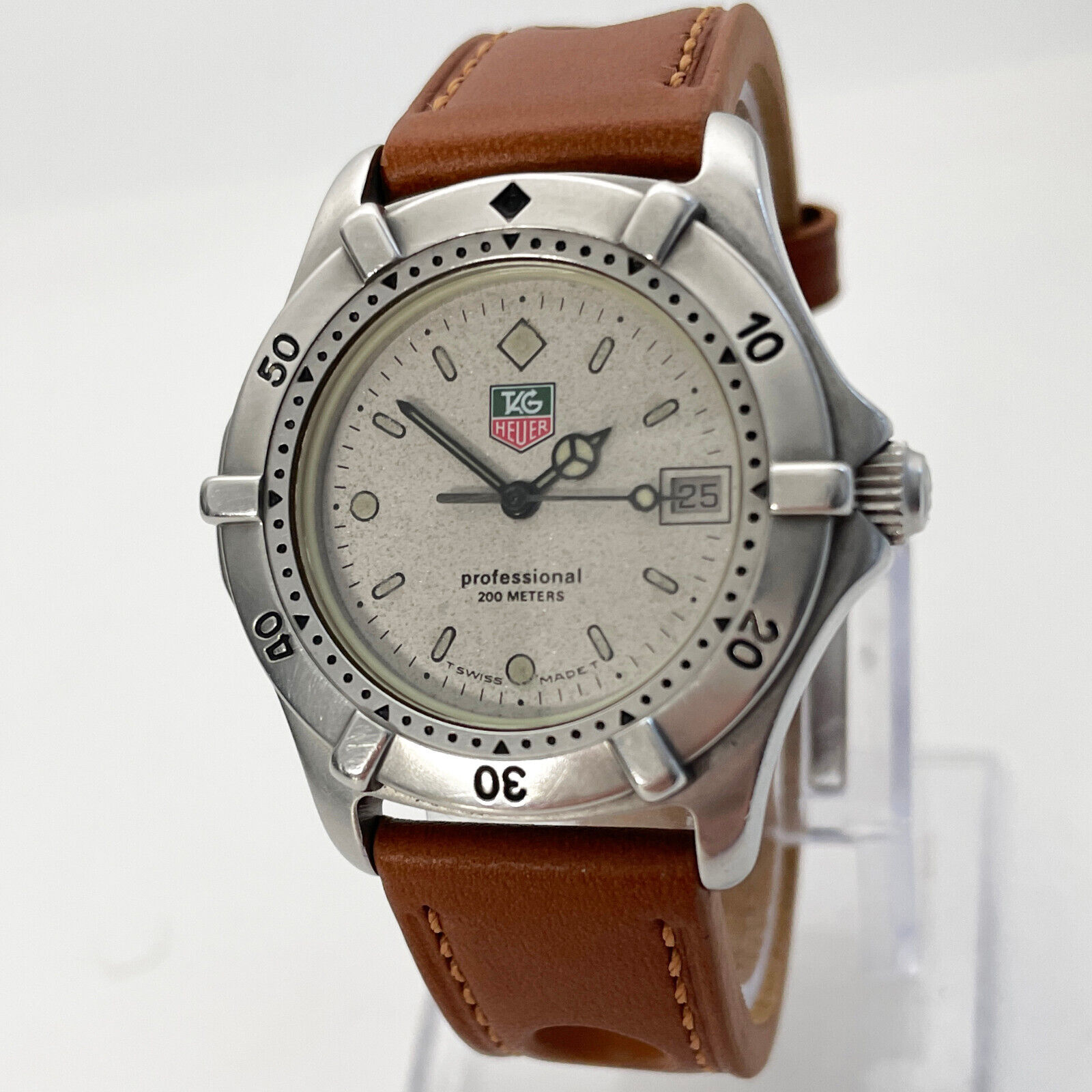 TAG HEUER Professional 2000 Series Watch Diver 200m 962.213R
