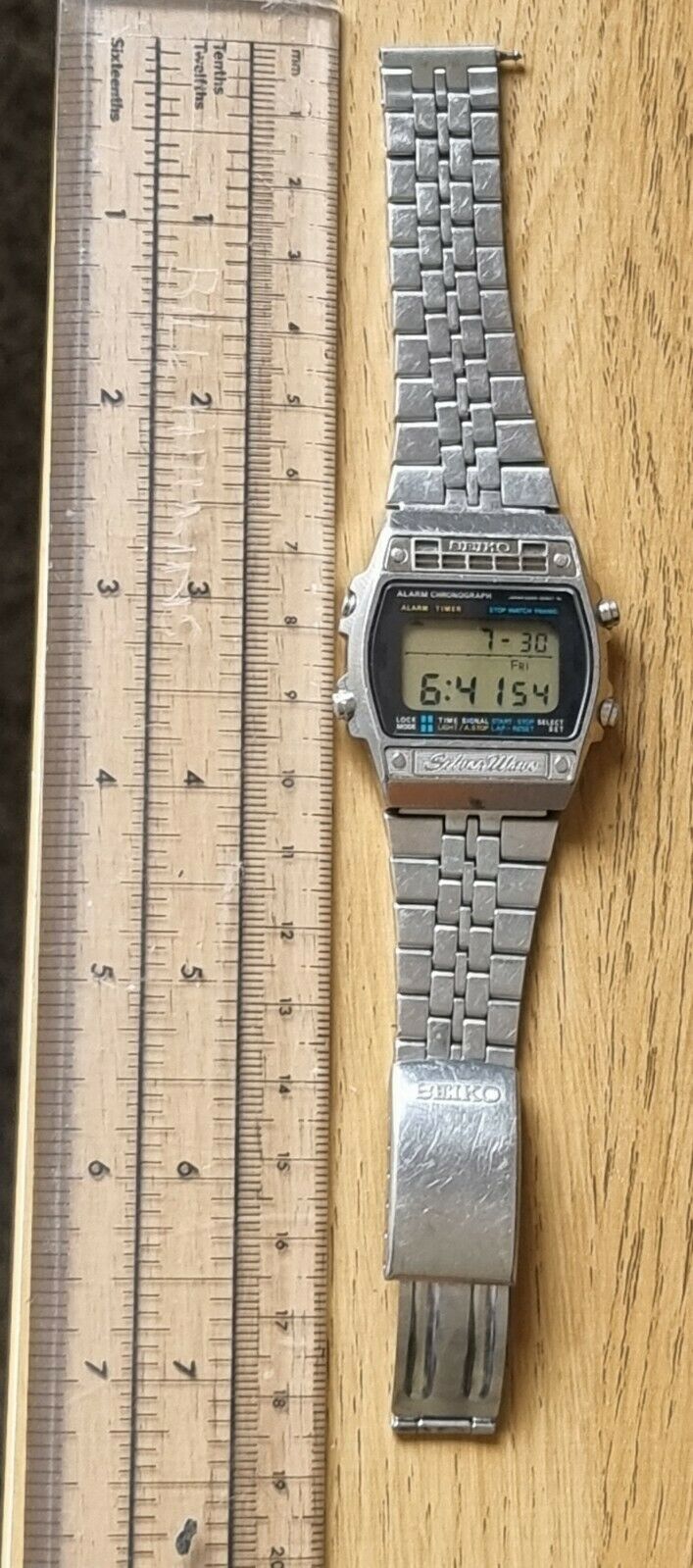 Seiko Silver Wave A259-5090 vintage digital watch Japan 1979 steel