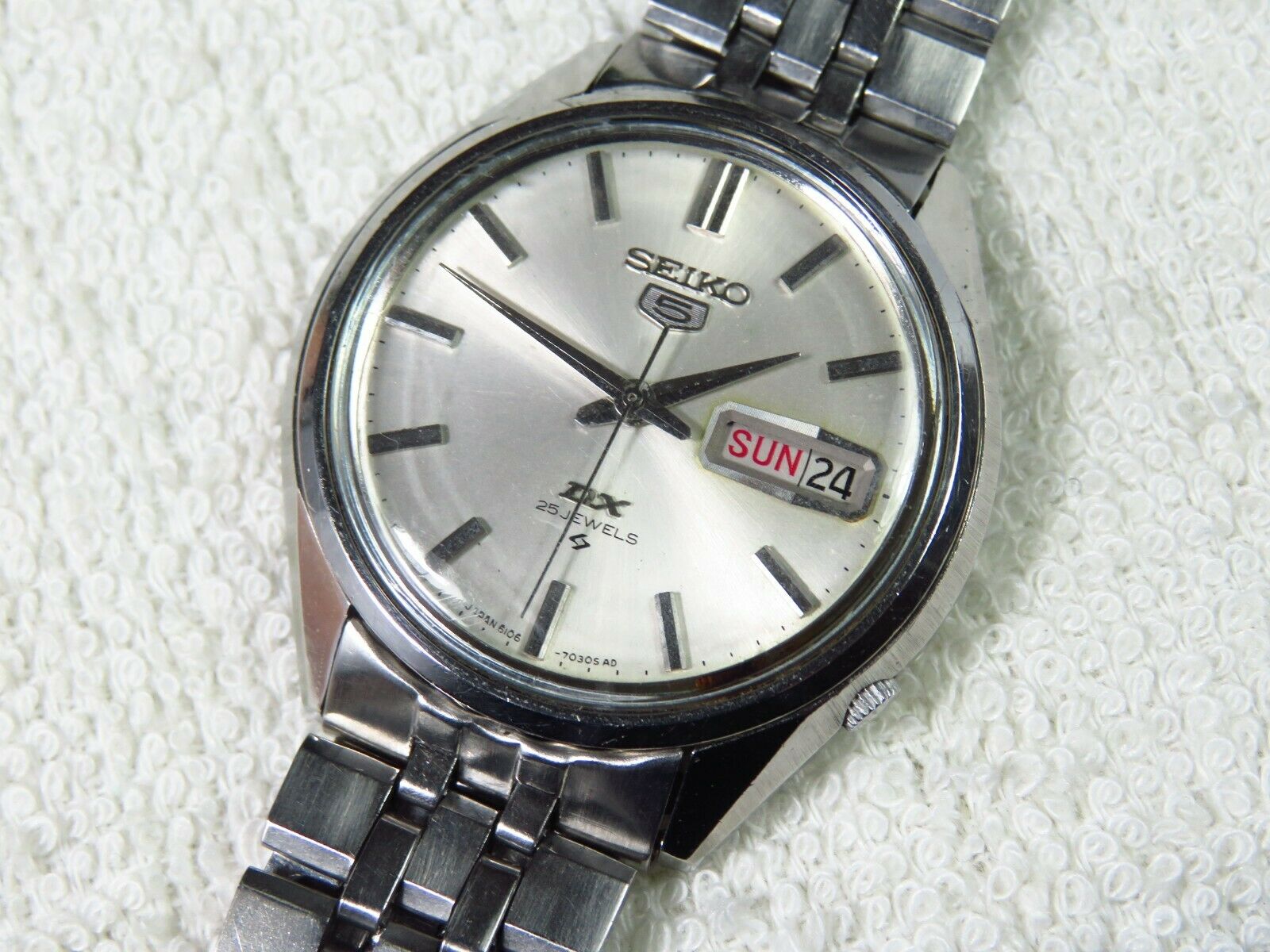 ☆シリーズの最高級機種☆1967年製国産名機 SEIKO 5 DX