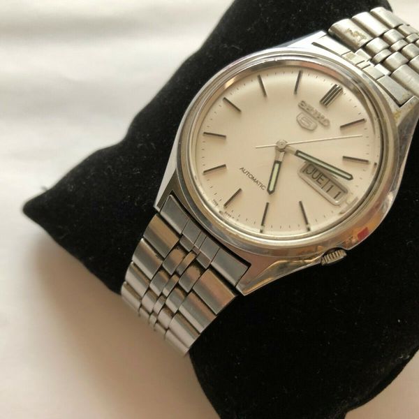 Vintage Seiko 5 Automatic 37 mm Men's Watch 7009-8980 Japan Day