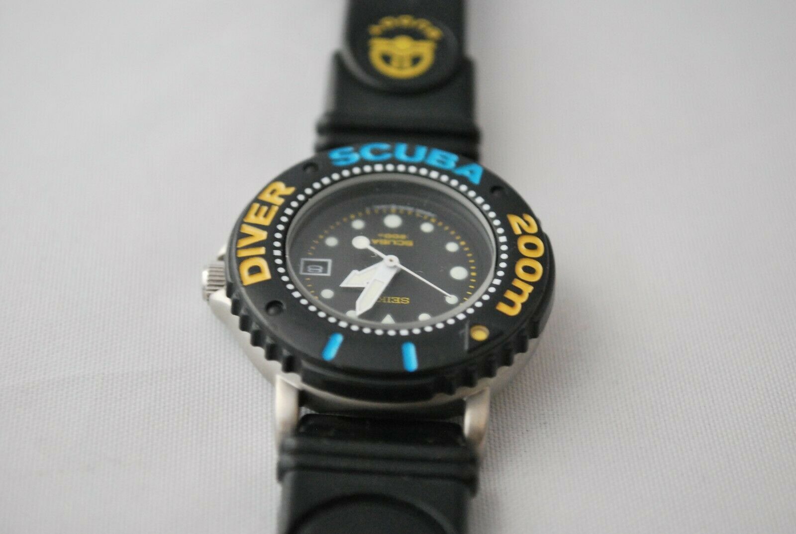 Antique Seiko Diver Mini size 200M 3E35-0020 Scuba Quartz Used