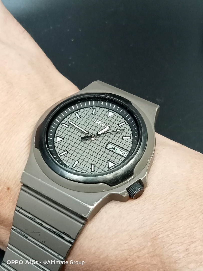 Collectible! Birthday Watch November 1985! Seiko 7433-6020 DAINI