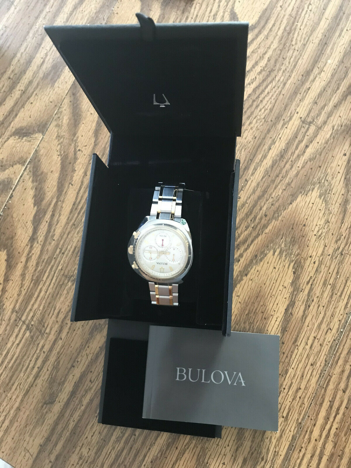 Bulova on sale curv 98a157