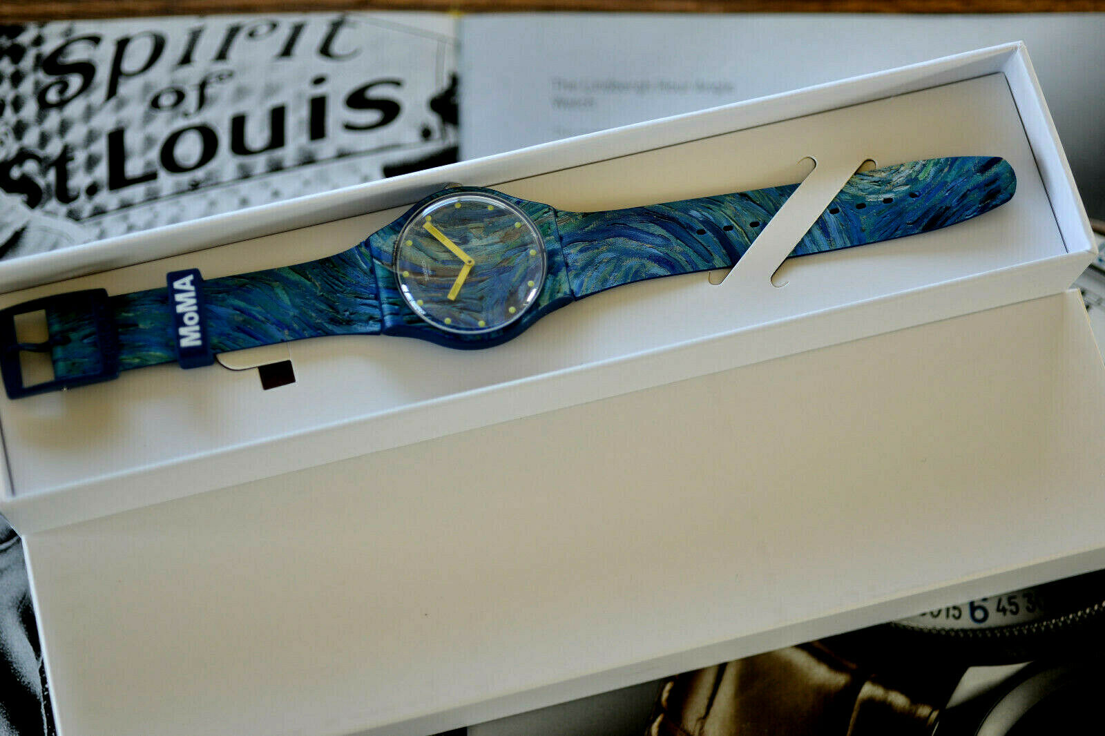NEW in Box! Swatch MOMA STARRY NIGHT By VINCENT VAN GOGH Stunning