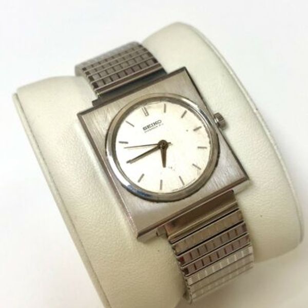Vintage Working Rare SEIKO 21 Jewels Diashock Watch 6660