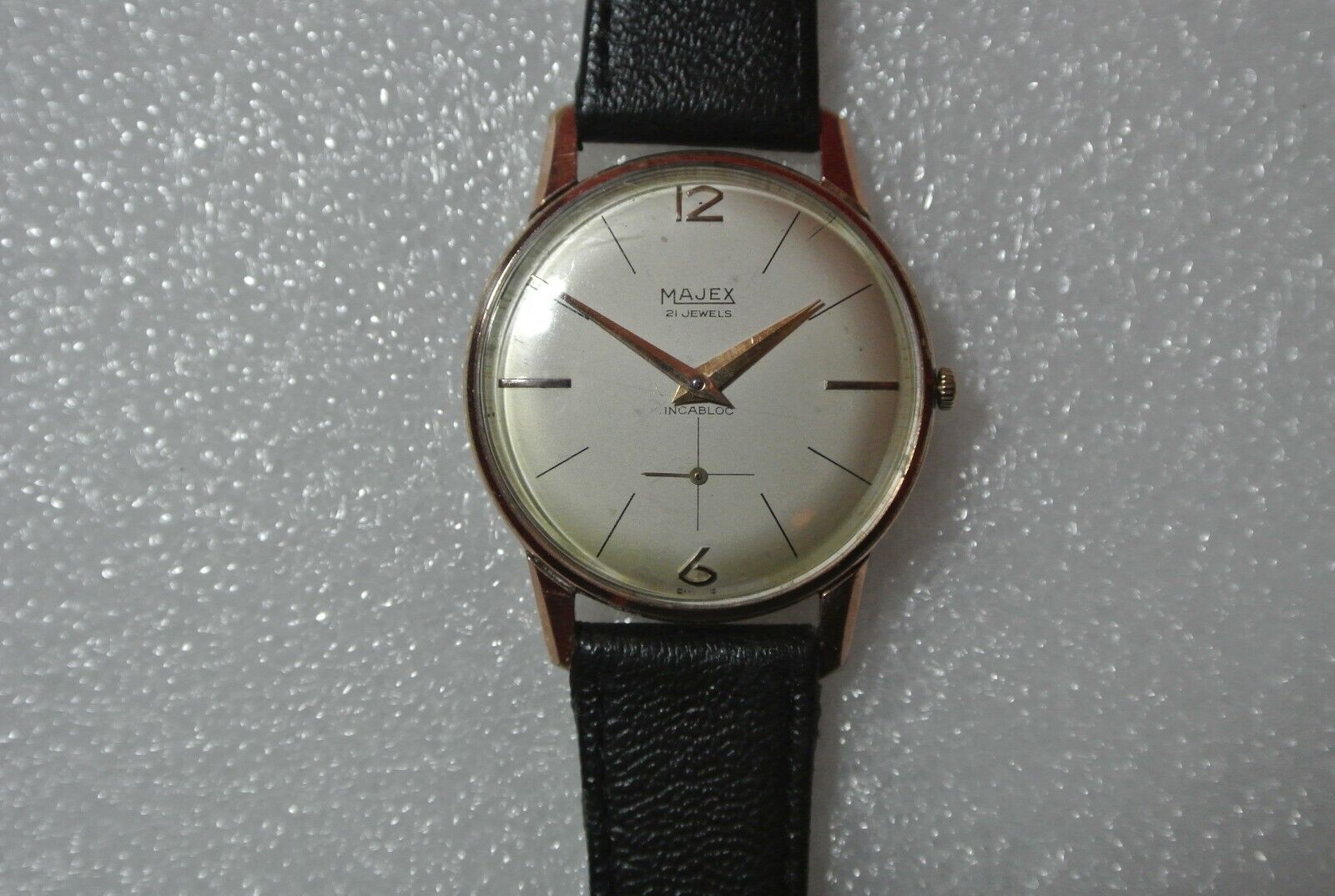 Majex watch 21 jewels incabloc hot sale