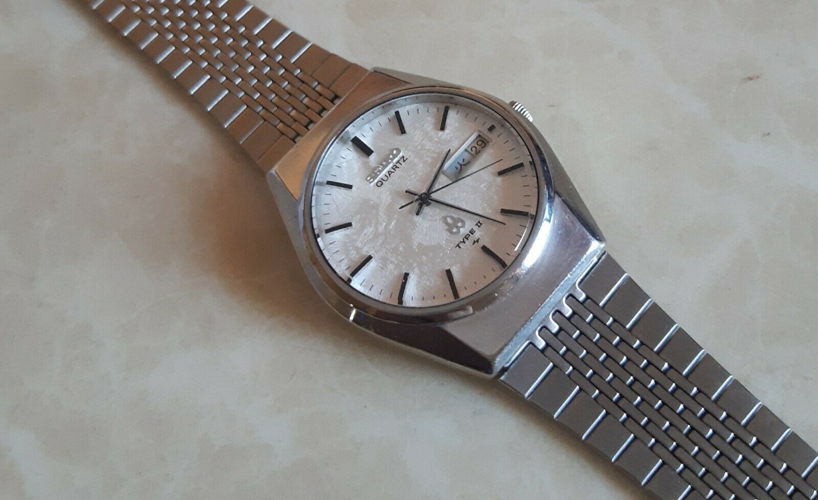 Rare Seiko Quartz Type II JDM 4336 8050 DECEMBER 1977 Snowflake