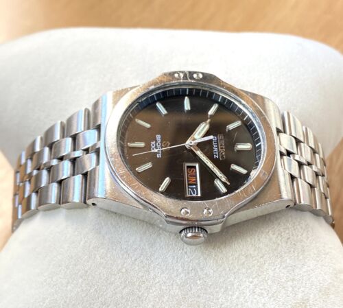 Seiko SQ Watch Sport 100 Quartz Seiko 8229-701A Vintage