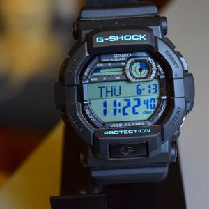 Amazon.com: Casio G-Shock GD-350-1B | 200M WR | Shock