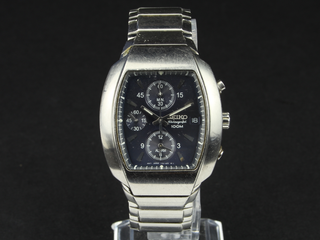 7a730808-8a11-43c6-b7d9-