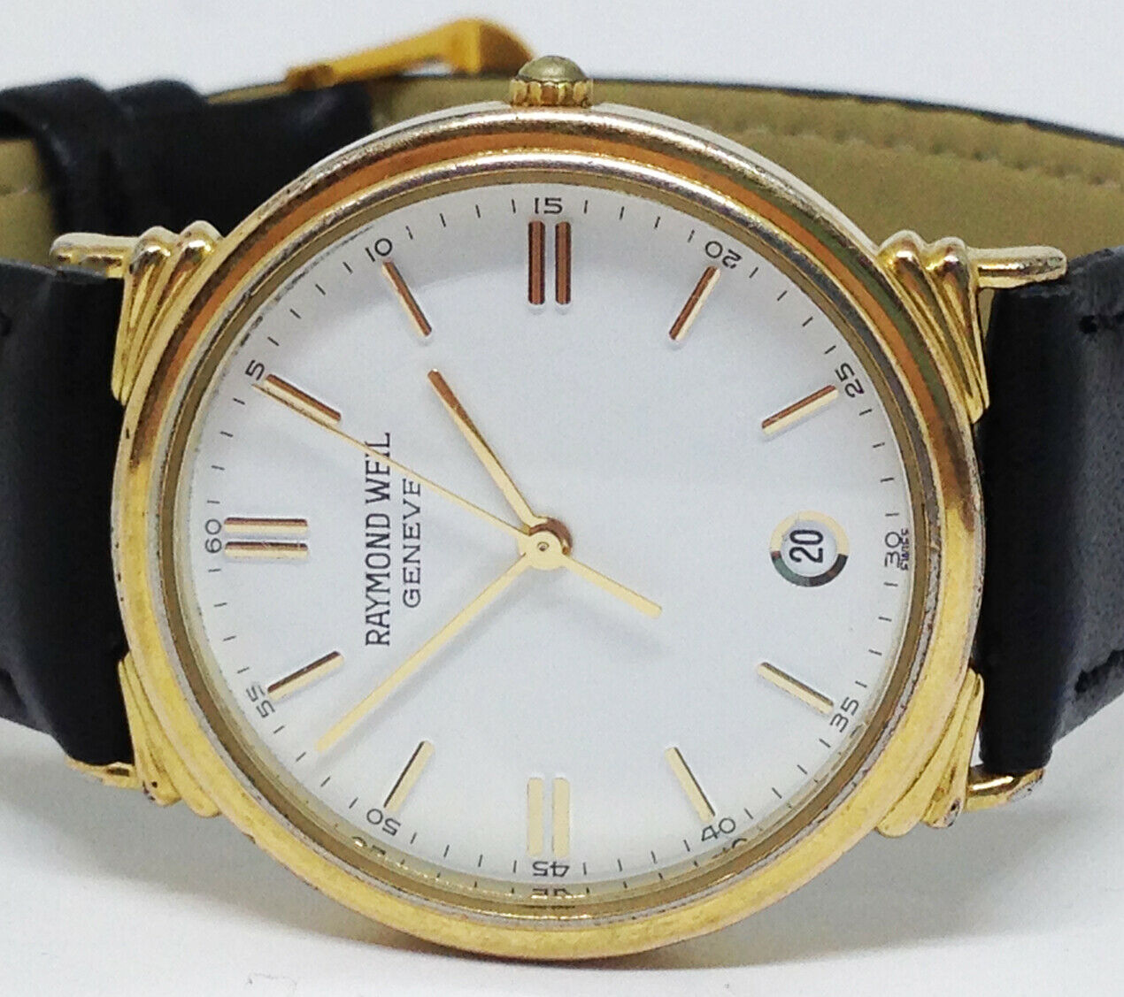 RAYMOND WEIL Geneve 5531 Quartz Watch. 32mm Case. White Dial. Date