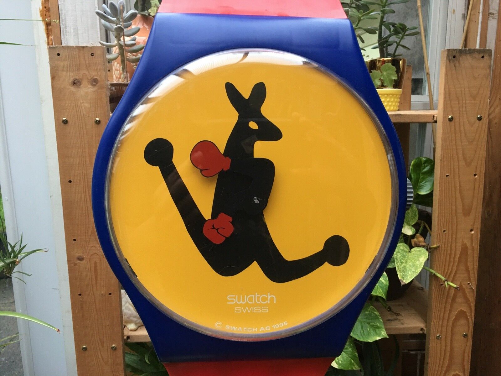 MAXI SWATCH WALL WATCH - Boxing Kangaroo - Eduardo Arroyo 