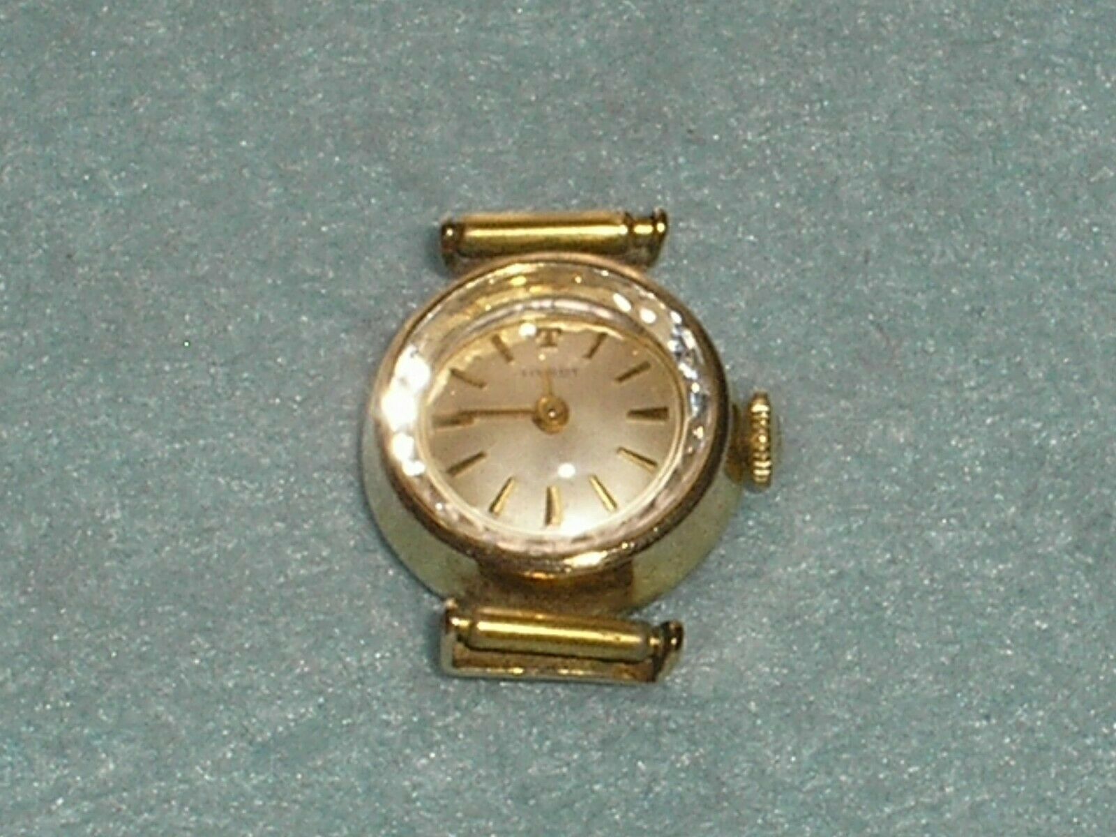 Vintage TISSOT 17 JEWELS GOLD PLATED LADIES WATCH WIND UP TYPE In