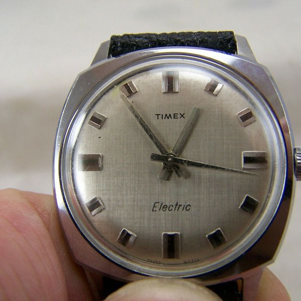 VINTAGE 1971 TIMEX ELECTRIC MEN'S WRISTWATCH & BAND TEXTURED DIAL CHROME  PLATED | WatchCharts