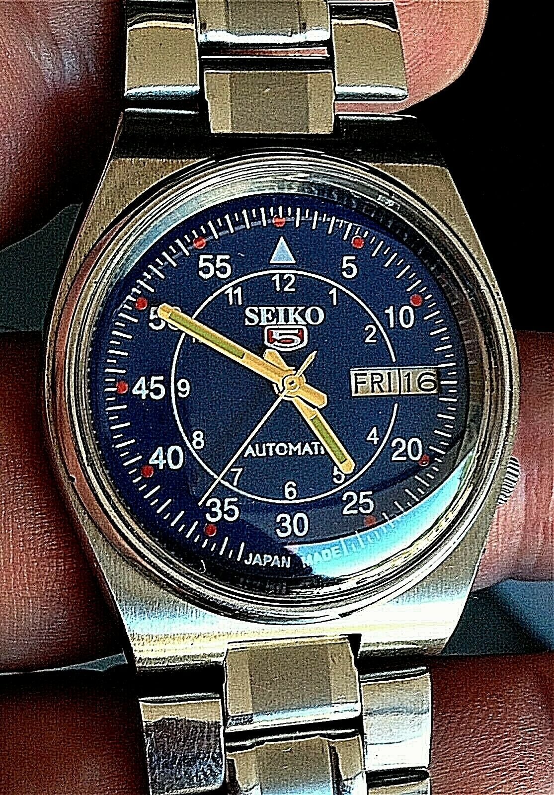 Mens Vintage Seiko 7009 8330 Custom 21 Jewels Diashock Auto Daydate