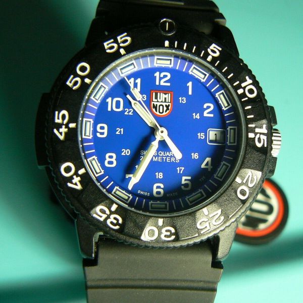 LUMINOX SERIES 3000/3900 V3 BLUE DIAL COLORMARK NAVY SEAL WATCH