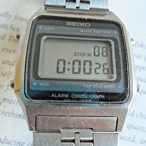 Vintage S/S 1980's Men's Seiko Digital LCD Alarm Quartz Watch A914-5A09 w/  Band | WatchCharts