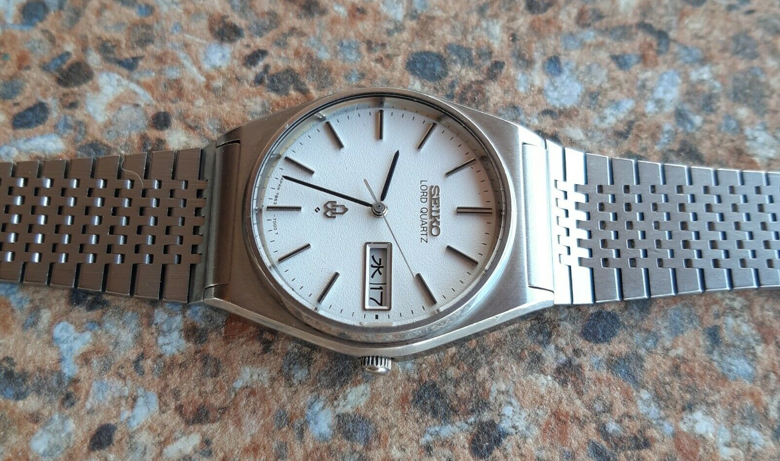 Vintage Seiko Lord Quartz JDM Kanji 7853 7000 March 1978 Textured