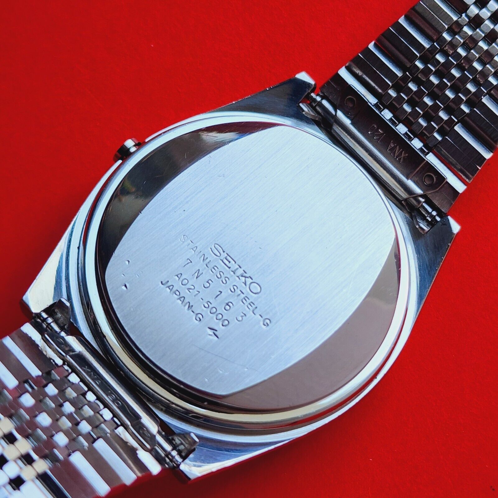 Seiko Alarm Watch Vintage LCD with Rare Brown Dial & Bracelet A021