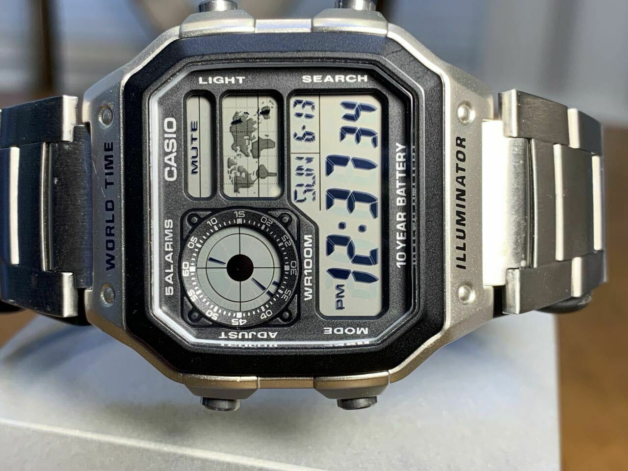 james bond casio world time