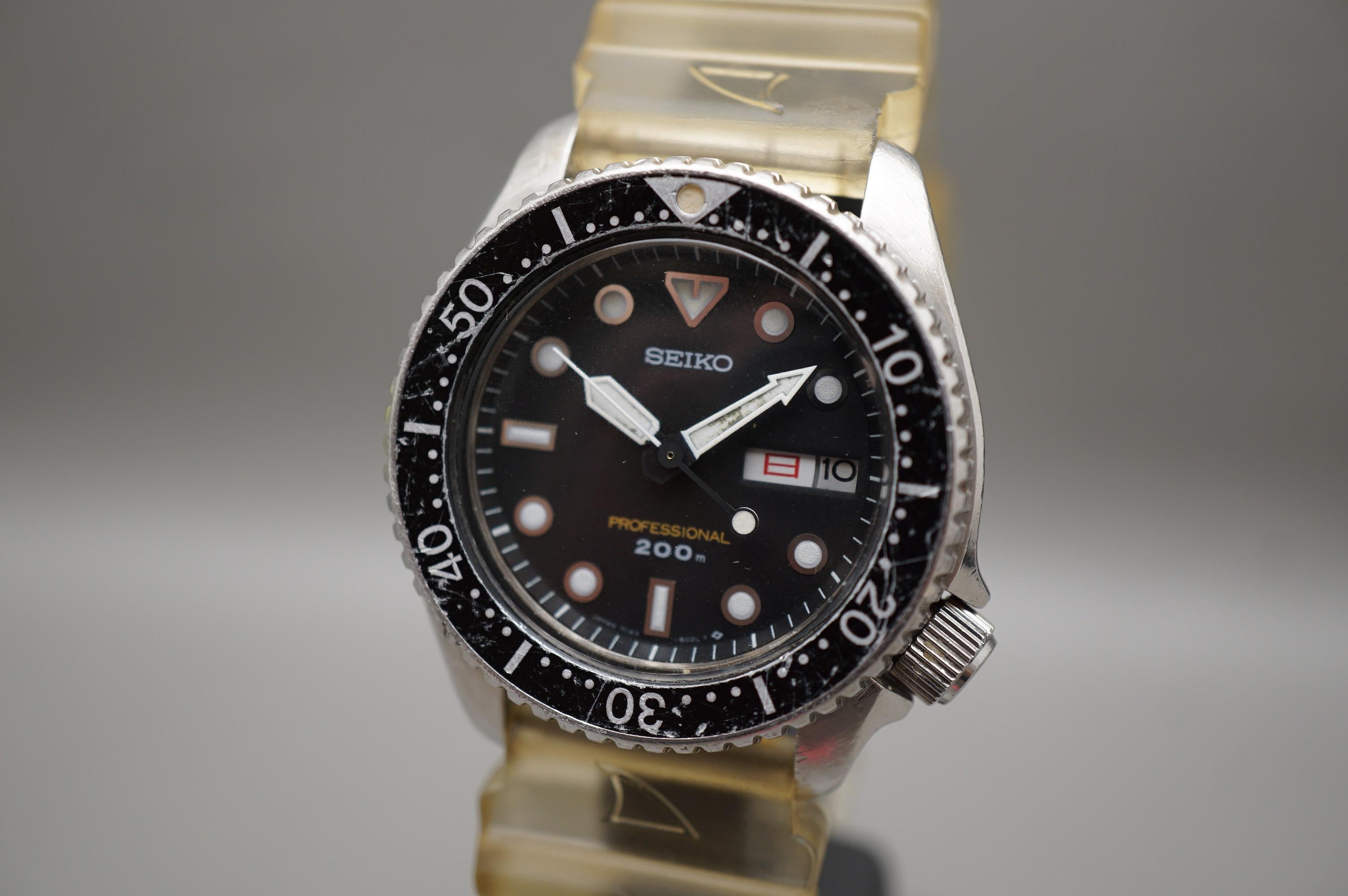 VINTAGE SEIKO QUARTZ DIVER 7C43-6011 PROFESSIONAL 200 M. JAPAN 37.5 MM.  WATCH | WatchCharts Marketplace