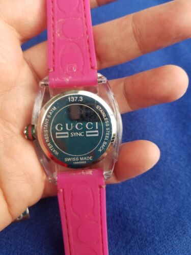 Authentic Gucci SYNC 137.3 Womens Watch - Works great