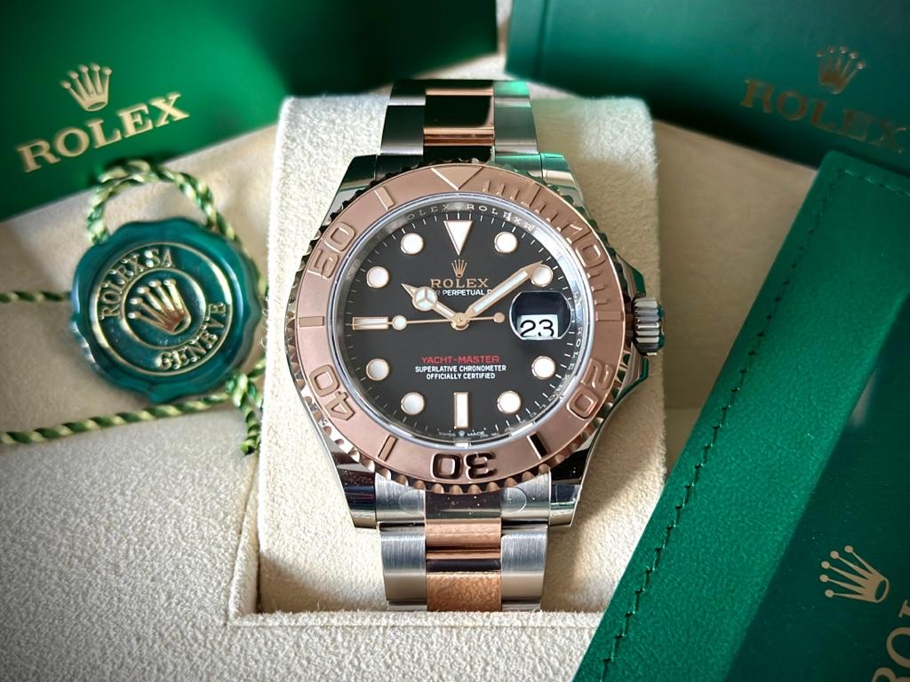 Rolex YachtMaster 40mm 126621 TT RG ST Chocolate Dial Set