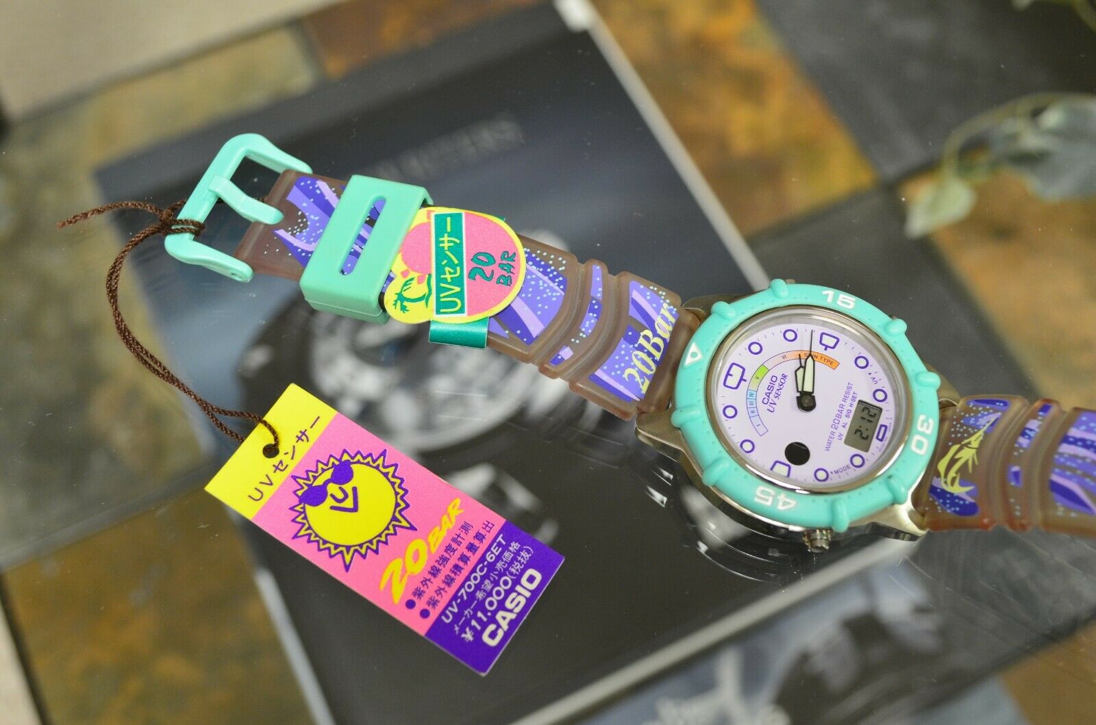 NOS CASIO UV-700 UV SENSOR DIGITAL WATCH MARLIN VINTAGE MARINE CPW