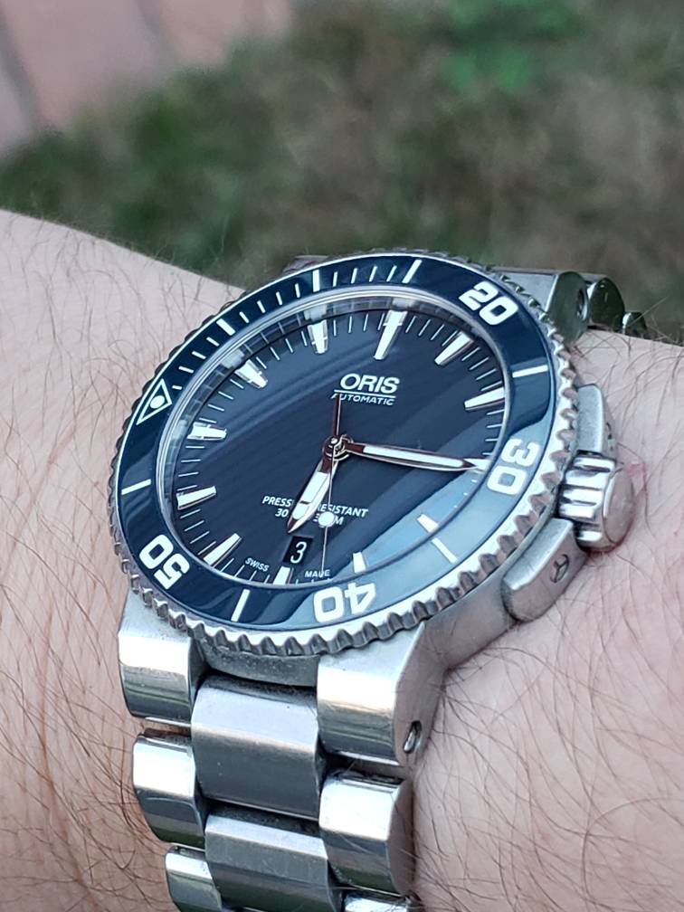 Oris Aquis Date 43 73376534155