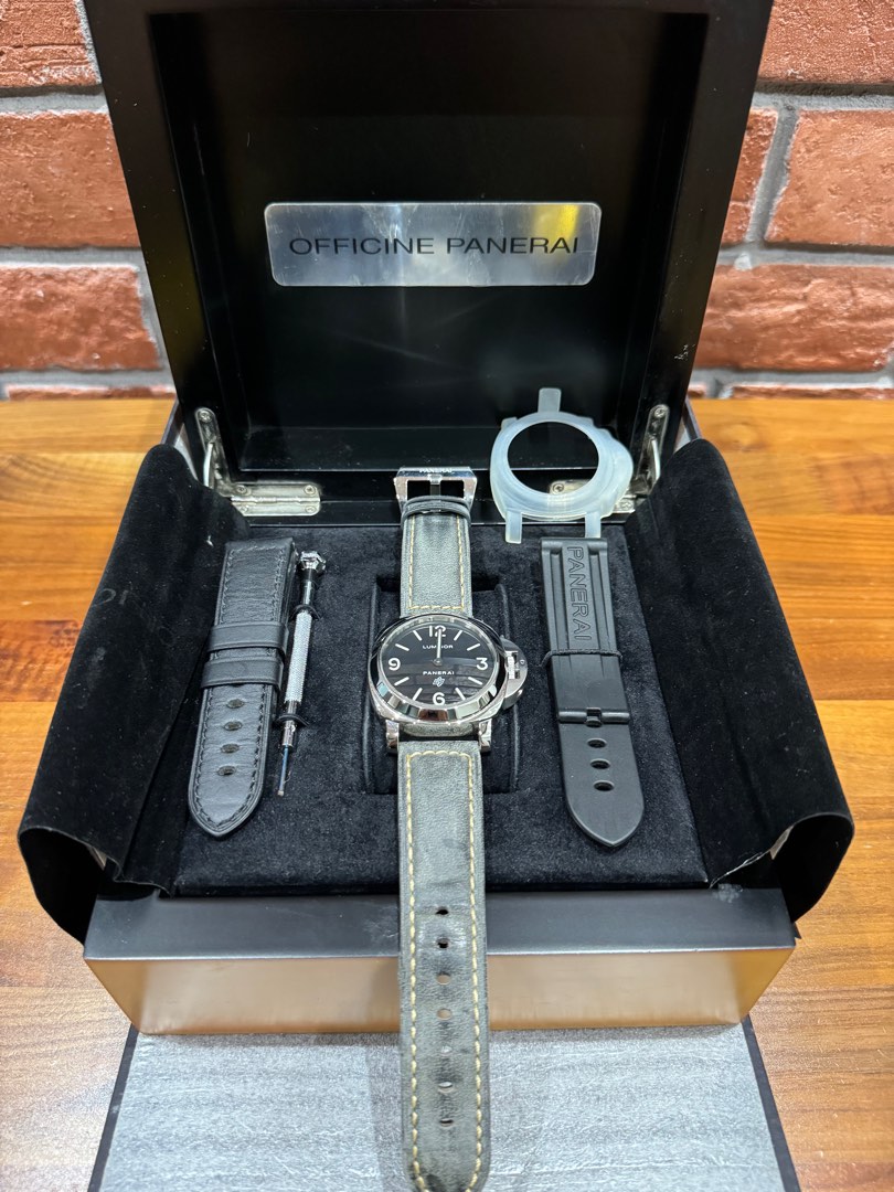 Pre Owned Panerai Base PAM000 WatchCharts Marketplace