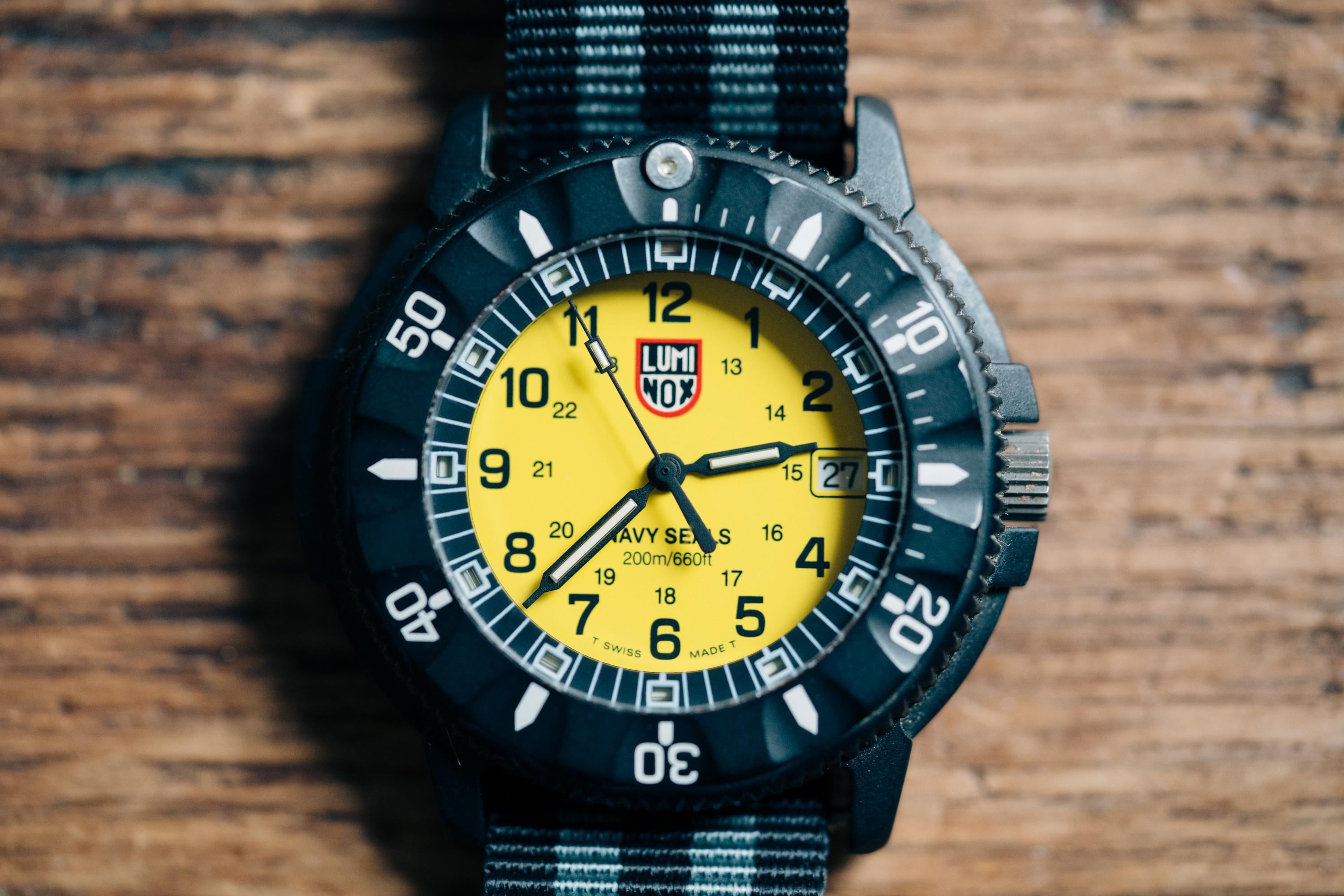 WTS Luminox Navy Seals Original 3000 Yellow Dial 3H MBM 200m 99 WatchCharts Marketplace