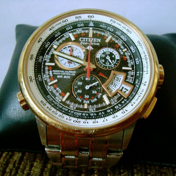 Citizen EcoDrive Radio Controlled Watch H610S060265 for Parts Only but WORKING WatchCharts