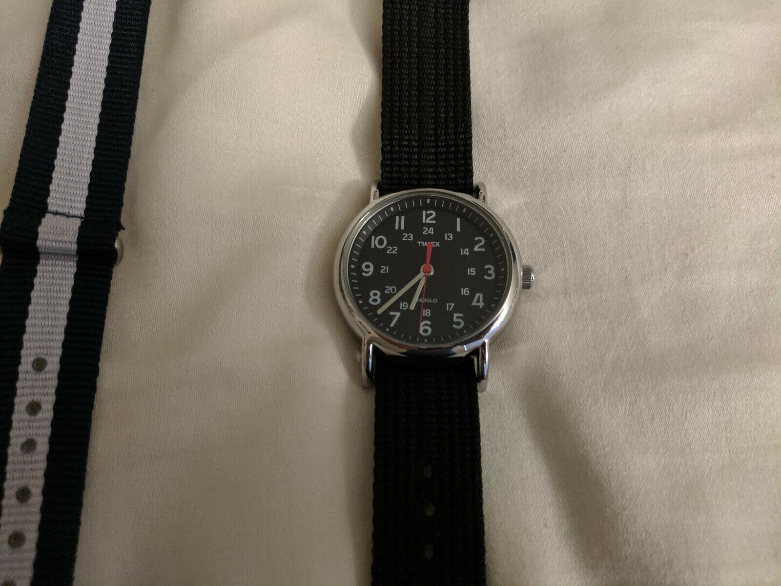 timex weekender t2n647